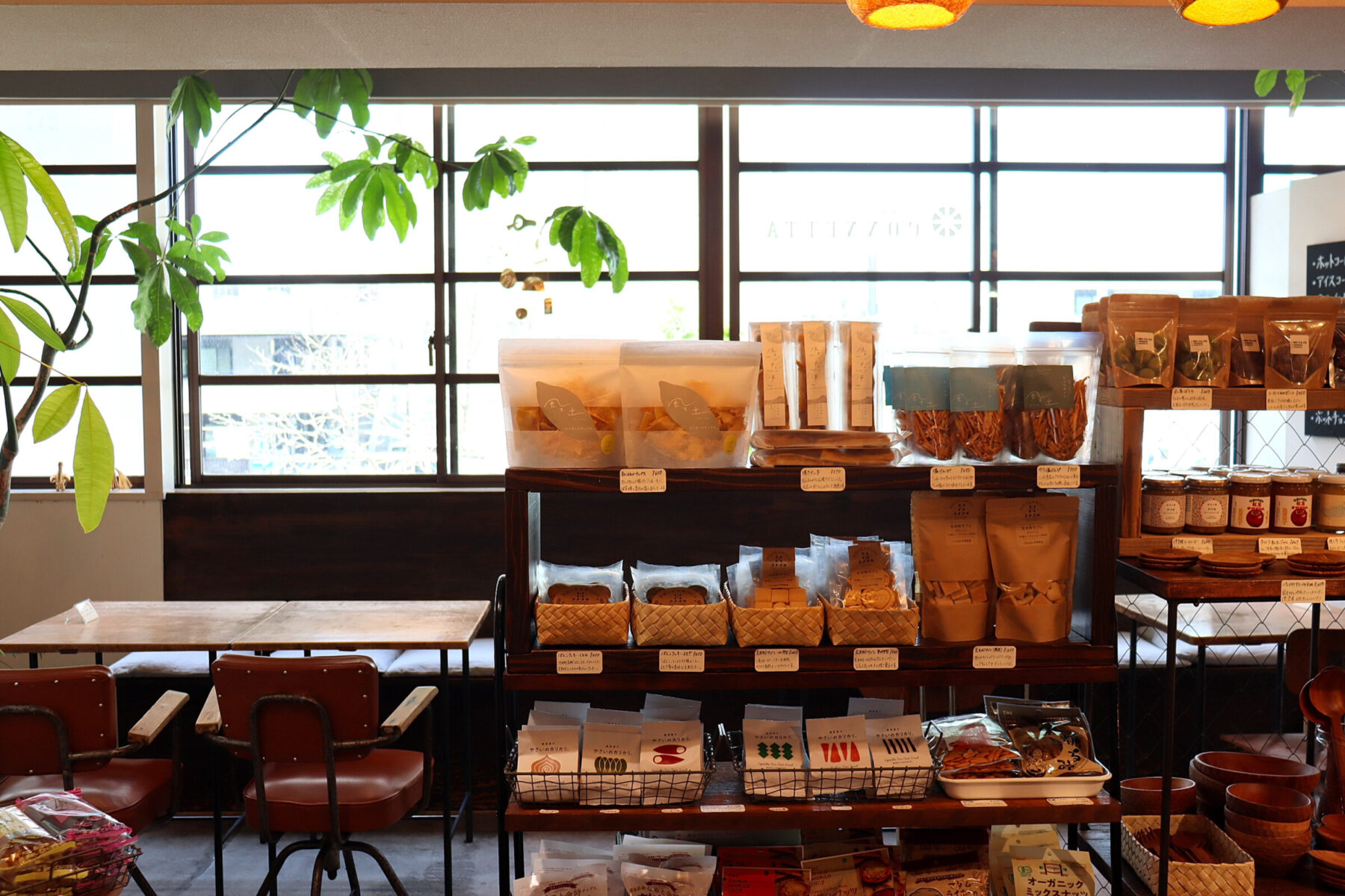 コネッタ店内　喫茶